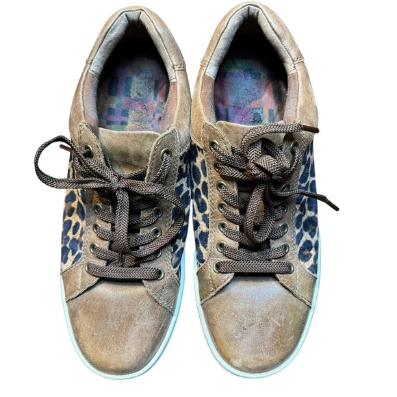 Born Crown Shoes 8M Womens Brown Leopard Low Top Lace Up Casual Comfort Sneaker - Picture 1 of 10